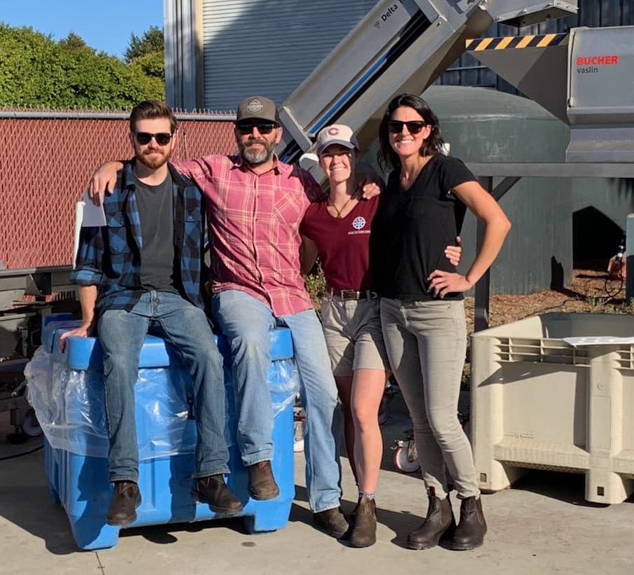 Deovlet Wines team