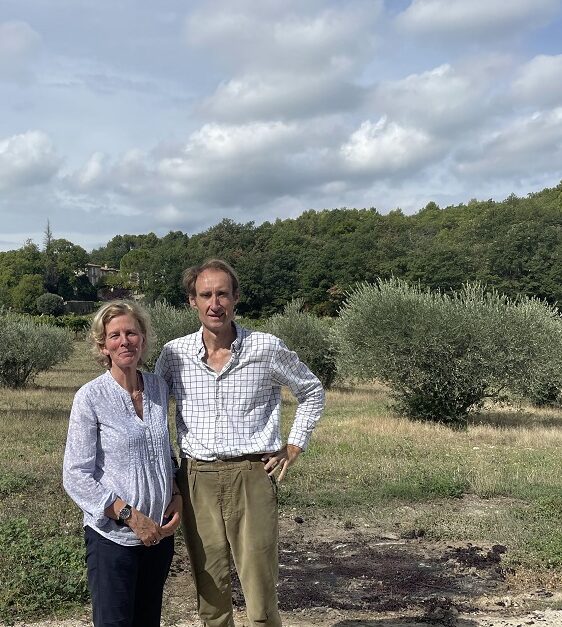 James and Joanna King of Château Unang